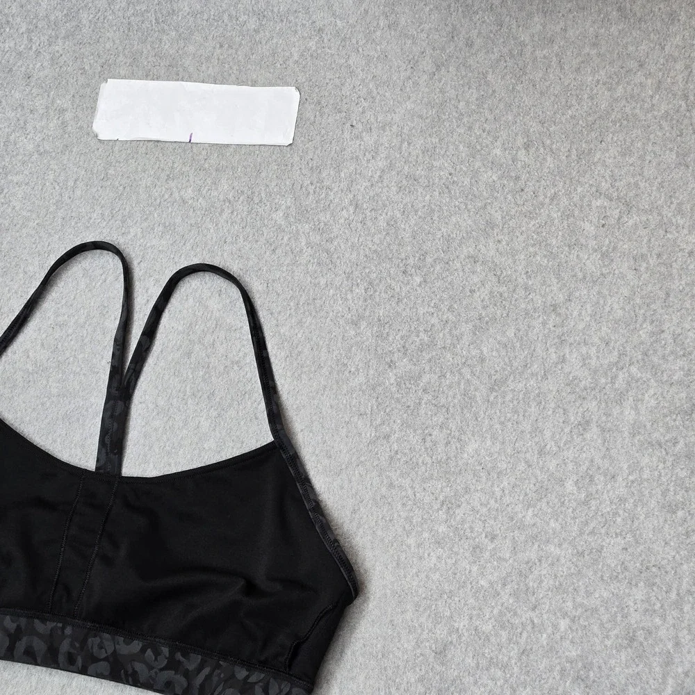 Lululemon Women Sports Bra 10 Black Flow Y Animal Print Wireless Racerback